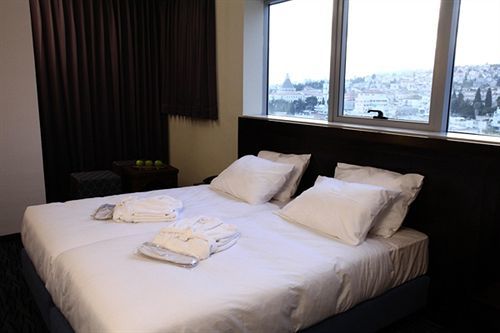 Golden Crown Old City Hotel นาซาเรธ ภายนอก รูปภาพ