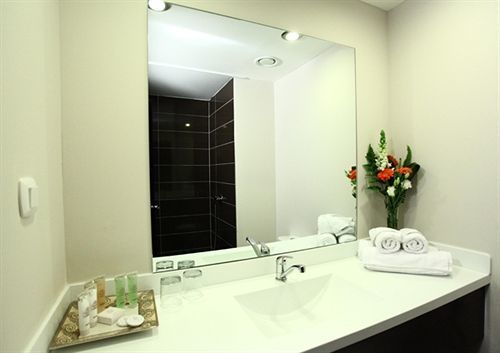 Golden Crown Old City Hotel นาซาเรธ ภายนอก รูปภาพ